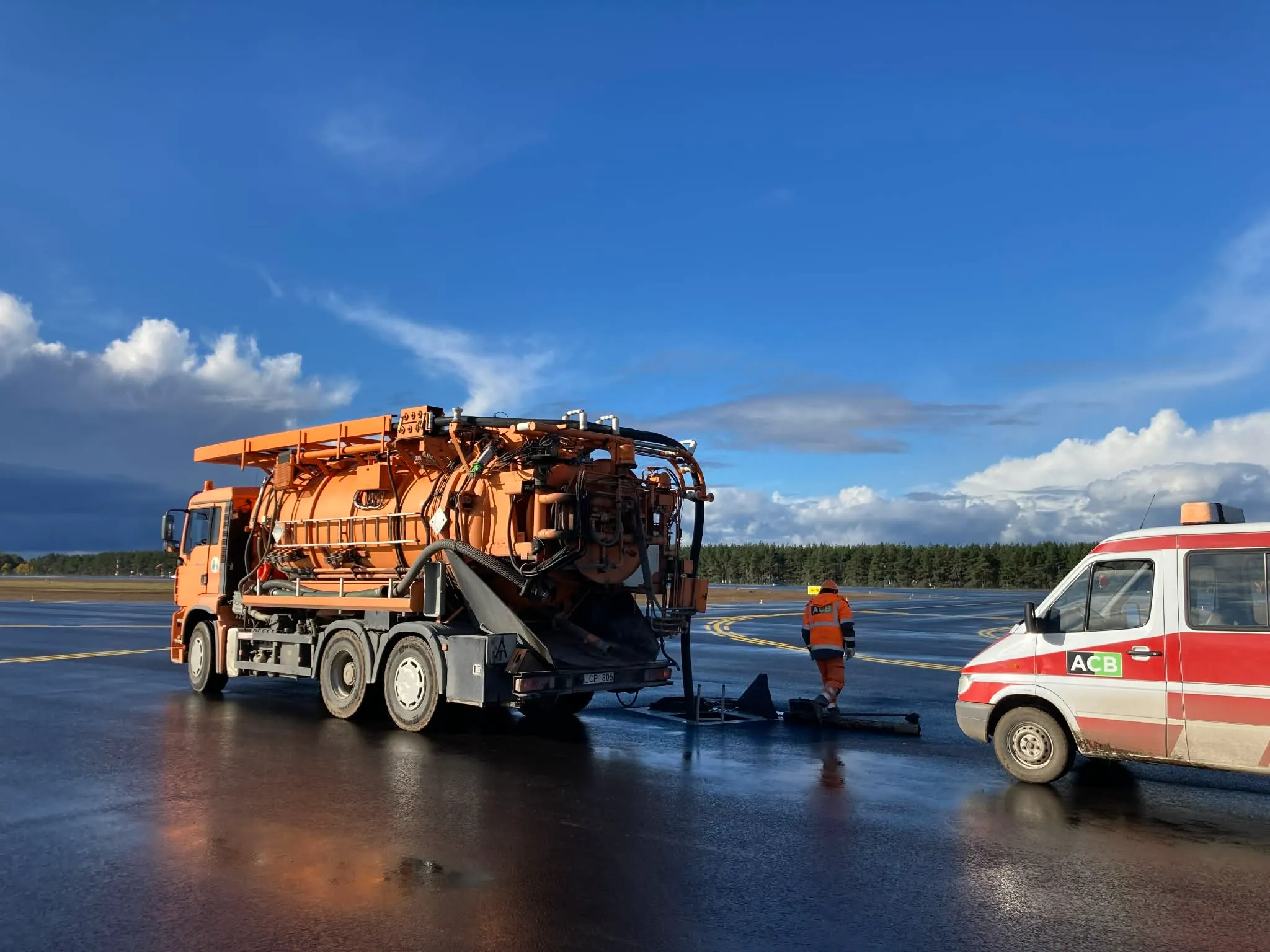 Nuotekų ir atliekų surinkimas ir išvežimas Klaipėdoje